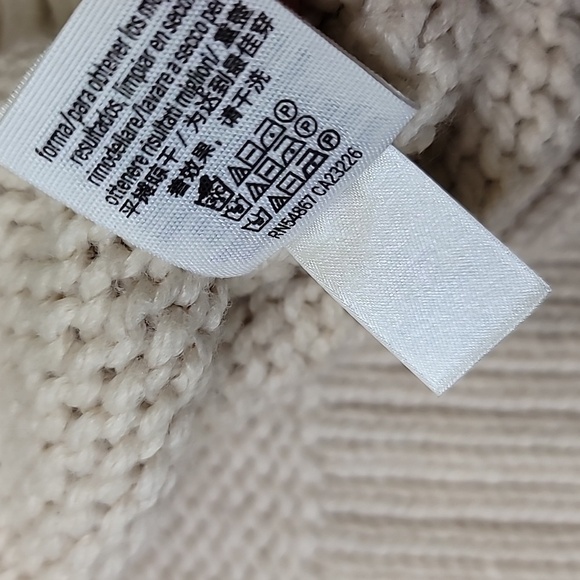 Pink Victoria's Secret Knit Pullover - Picture 7 of 11